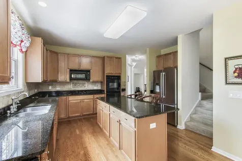 591 West Rosiland Drive Palatine IL 60074