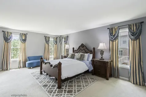 591 West Rosiland Drive Palatine IL 60074