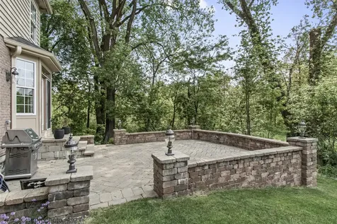 591 West Rosiland Drive Palatine IL 60074