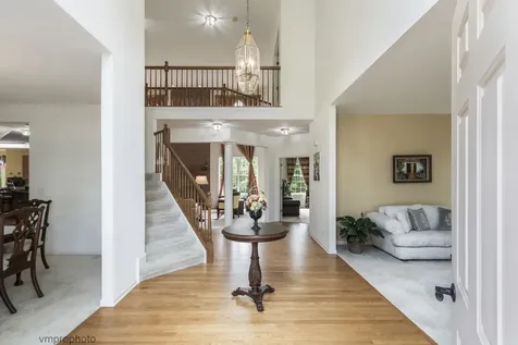 591 West Rosiland Drive Palatine IL 60074