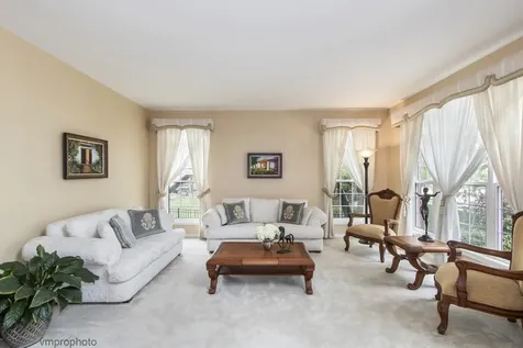 591 West Rosiland Drive Palatine IL 60074
