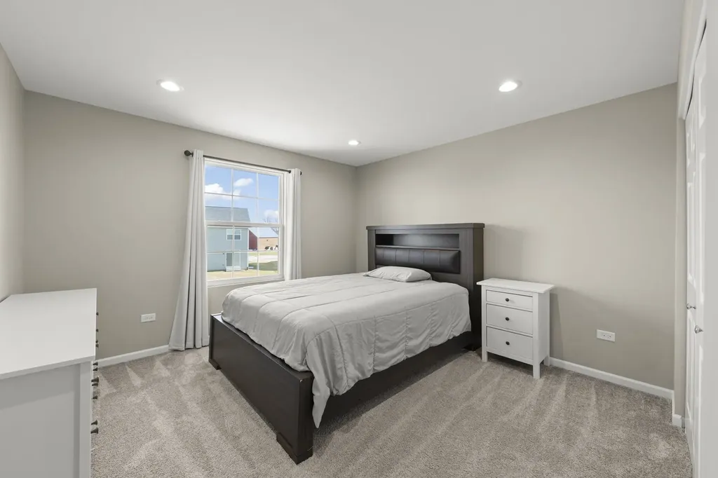 12601 S Poplar Crossing Plainfield IL 60585