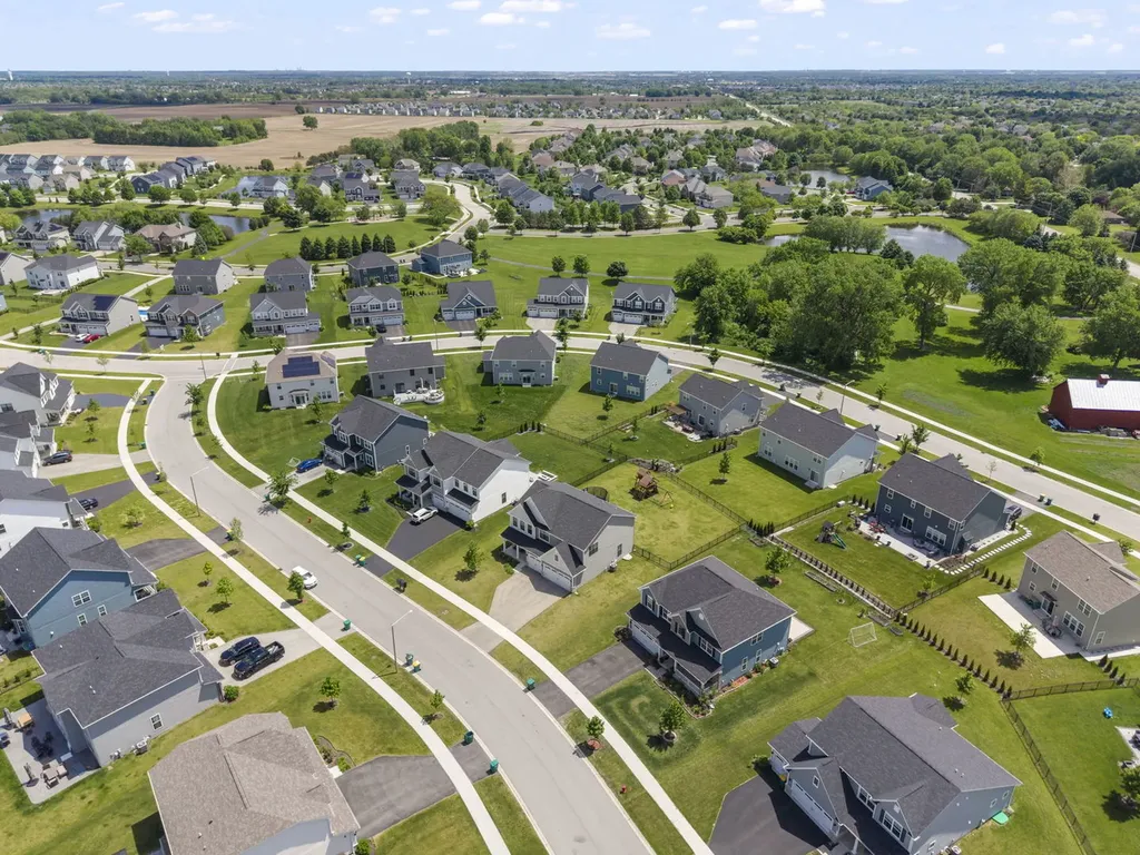 12601 S Poplar Crossing Plainfield IL 60585