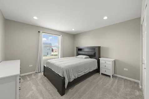 12601 S Poplar Crossing Plainfield IL 60585