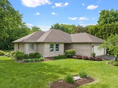 1680 Logan Street Roselle IL 60172
