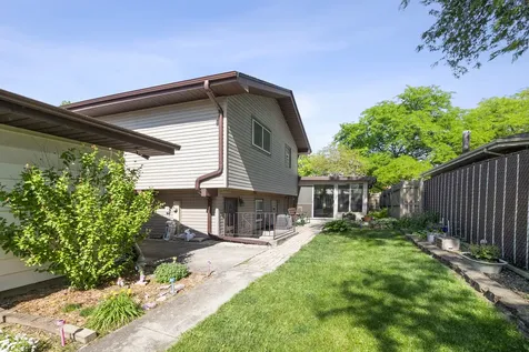 8535 169TH Street Tinley Park IL 60487