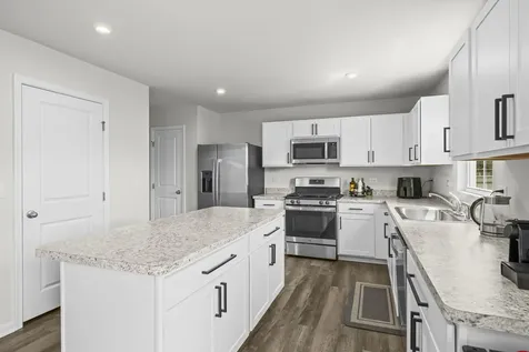 511 Larkspur Lane Hampshire IL 60140