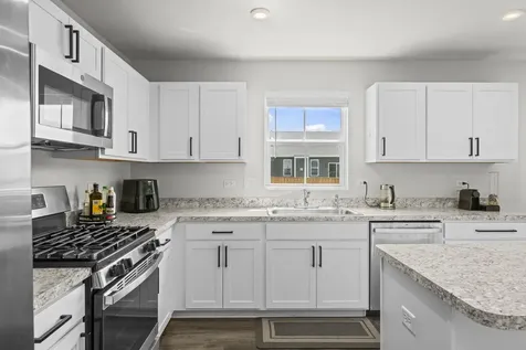 511 Larkspur Lane Hampshire IL 60140