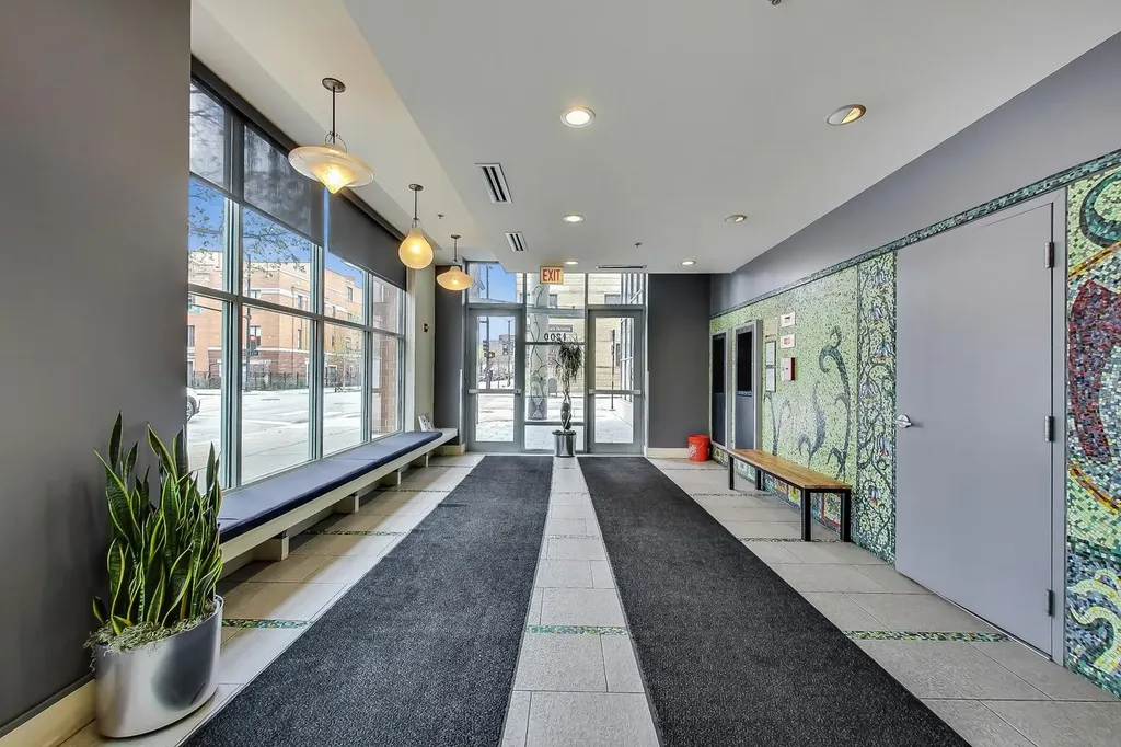 1200 West Monroe Street Chicago IL 60607