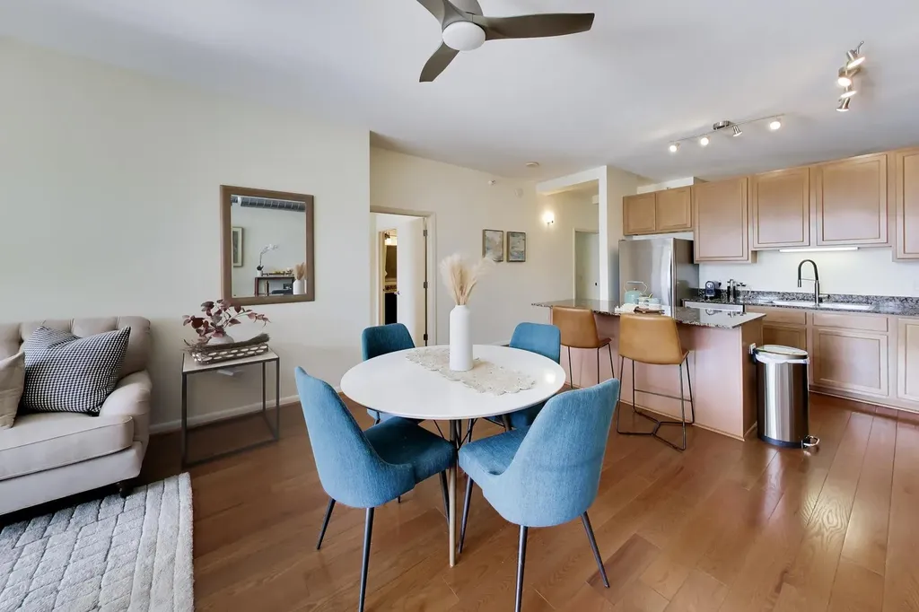 1200 West Monroe Street Chicago IL 60607