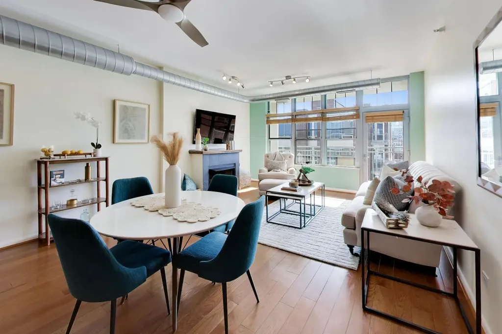 1200 West Monroe Street Chicago IL 60607