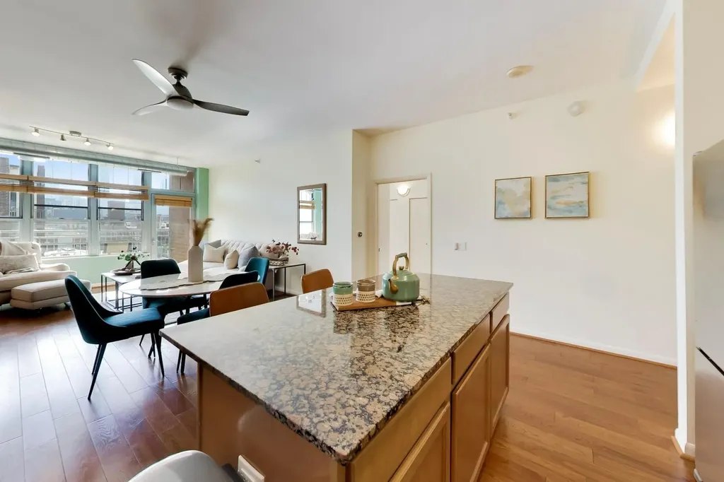 1200 West Monroe Street Chicago IL 60607