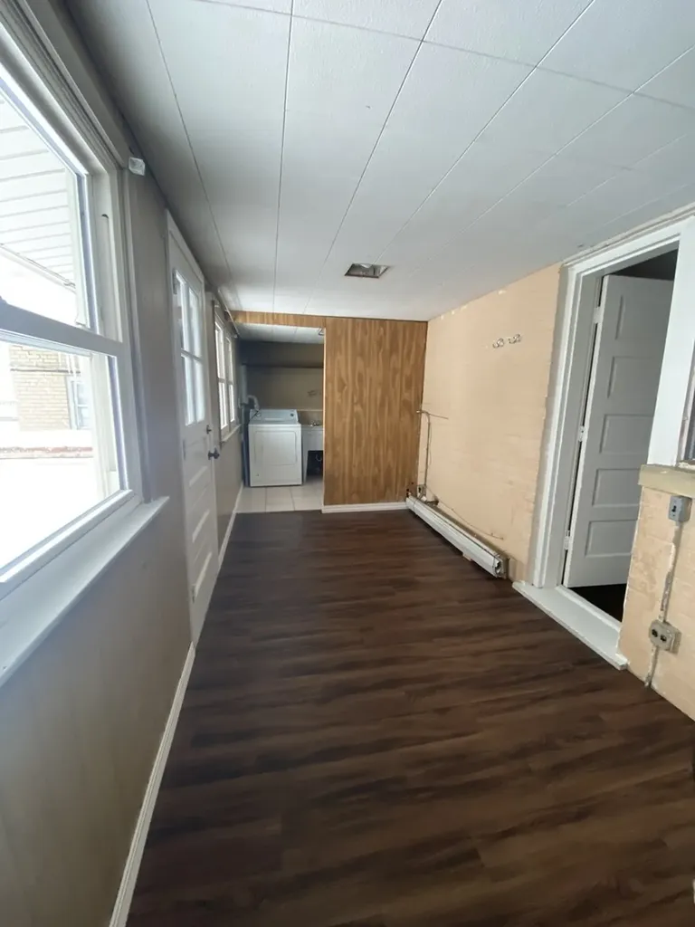 5236 West Irving Park Road Chicago IL 60641