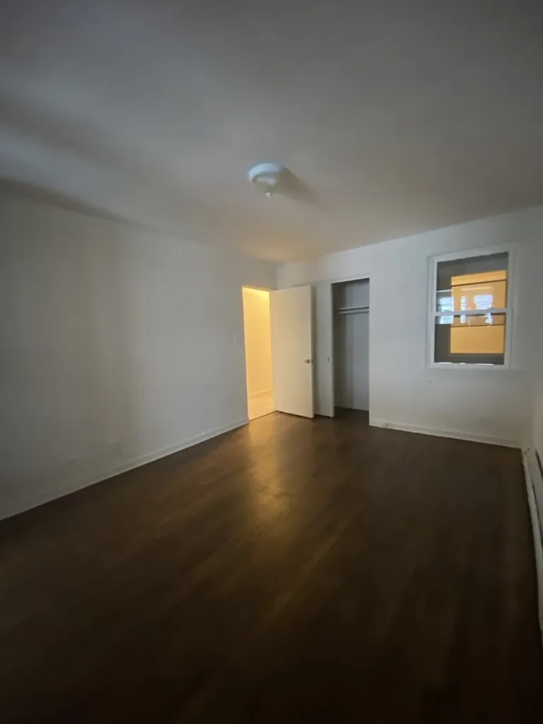 5236 West Irving Park Road Chicago IL 60641