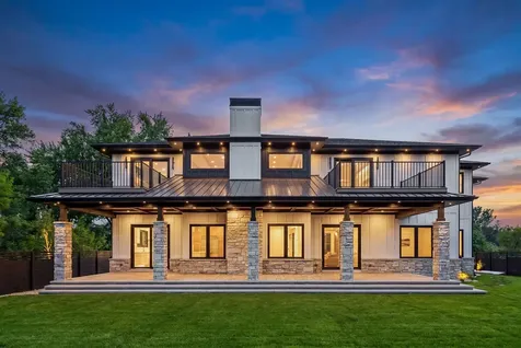 1801 North Clarence Avenue Arlington Heights IL 60004