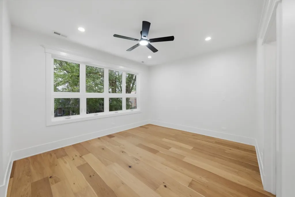 4109 North Lawndale Avenue Chicago IL 60618