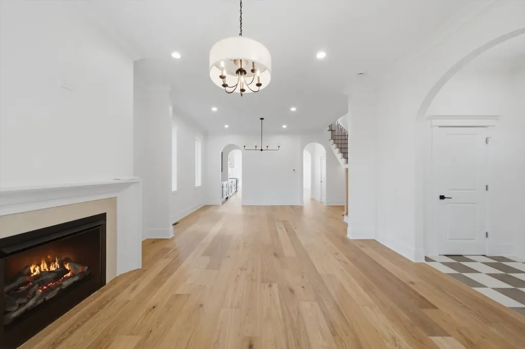 4109 North Lawndale Avenue Chicago IL 60618