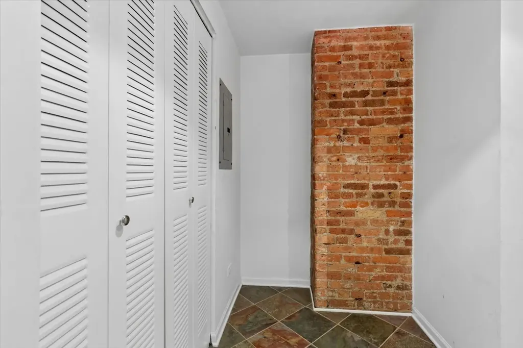 520 West Huron Street Chicago IL 60654
