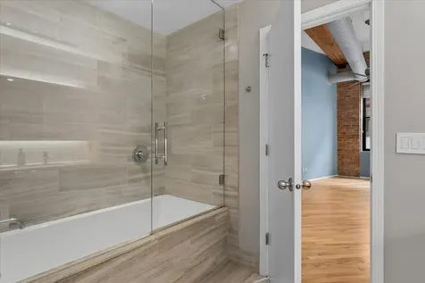 520 West Huron Street Chicago IL 60654