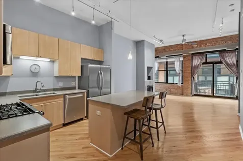 520 West Huron Street Chicago IL 60654