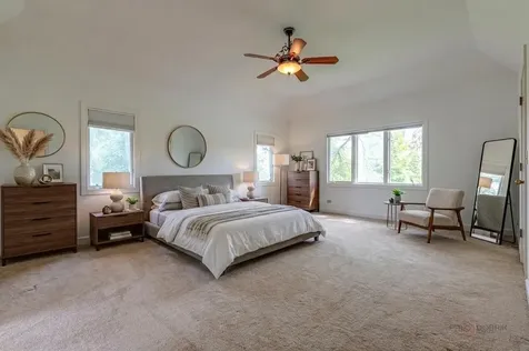 5420 Belmont Court Libertyville IL 60048