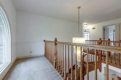 5420 Belmont Court Libertyville IL 60048