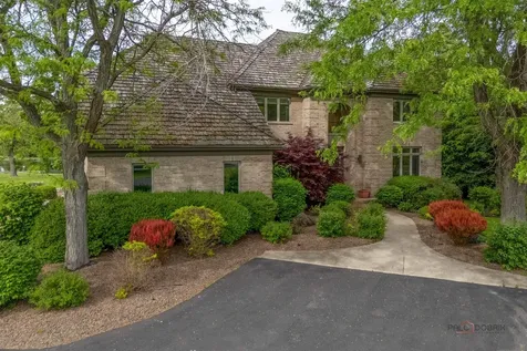 5420 Belmont Court Libertyville IL 60048