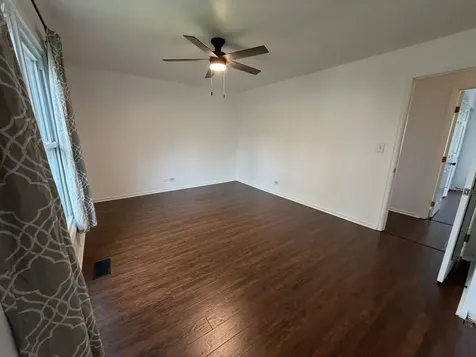 284 Hill Avenue Bartlett IL 60103