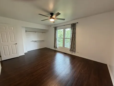 284 Hill Avenue Bartlett IL 60103