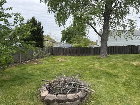 284 Hill Avenue Bartlett IL 60103