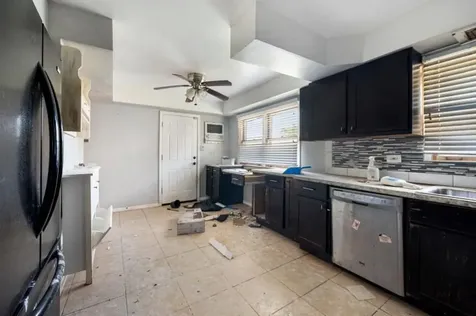 8445 South Wolcott Avenue S Chicago IL 60620