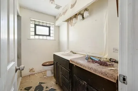 8445 South Wolcott Avenue S Chicago IL 60620