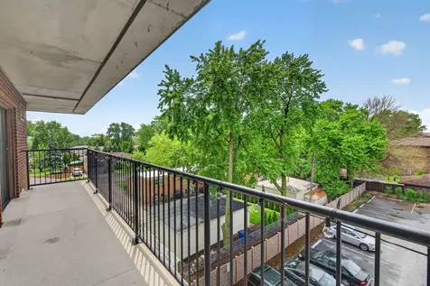 9540 Mayfield Avenue Oak Lawn IL 60453