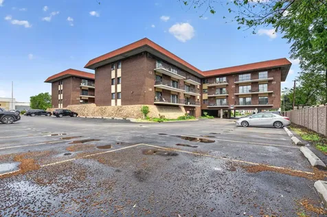 9540 Mayfield Avenue Oak Lawn IL 60453