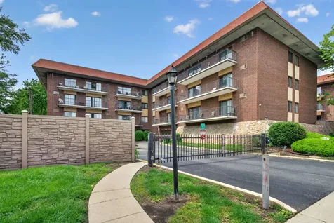 9540 Mayfield Avenue Oak Lawn IL 60453