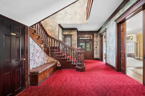 214 South State Street Elgin IL 60123