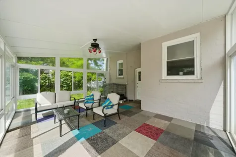 306 North Elmhurst Road Prospect Heights IL 60070