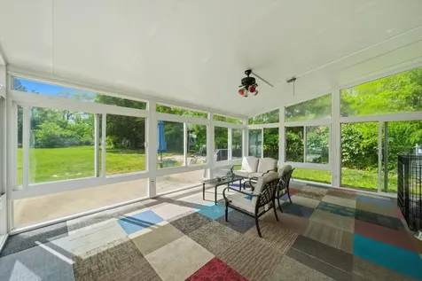306 North Elmhurst Road Prospect Heights IL 60070