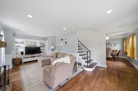 306 North Elmhurst Road Prospect Heights IL 60070