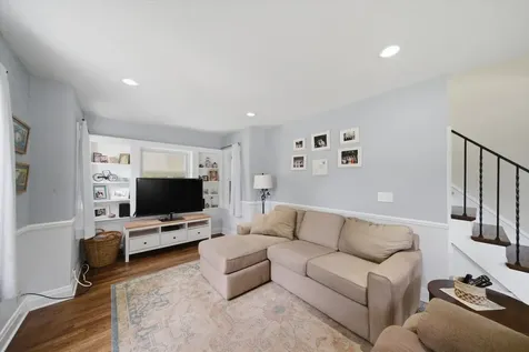 306 North Elmhurst Road Prospect Heights IL 60070