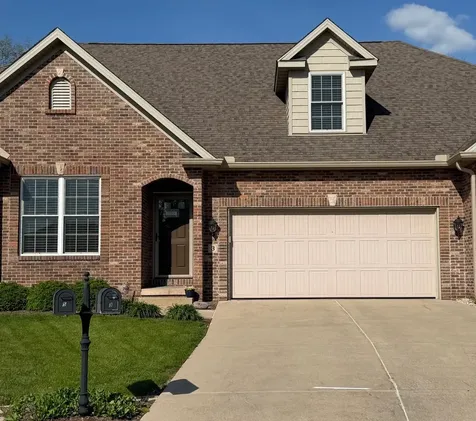 3 Prairie Vista Court Bloomington IL 61704