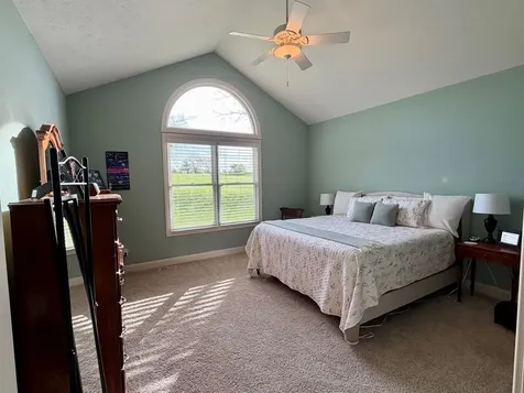 3 Prairie Vista Court Bloomington IL 61704