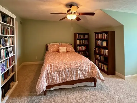 3 Prairie Vista Court Bloomington IL 61704