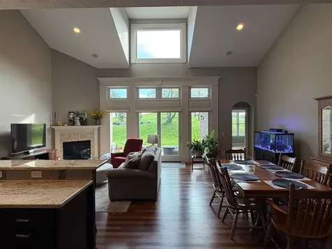 3 Prairie Vista Court Bloomington IL 61704