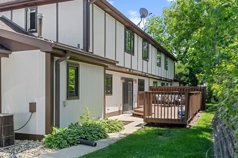 11716 South Black Forest Lane Palos Park IL 60464
