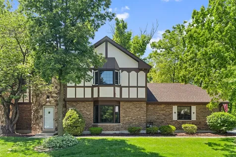 11716 South Black Forest Lane Palos Park IL 60464