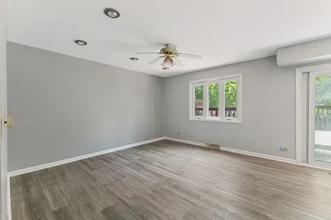 11716 South Black Forest Lane Palos Park IL 60464