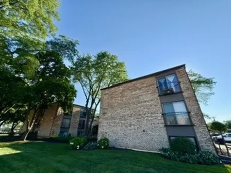1930 Cherry Lane Northbrook IL 60062