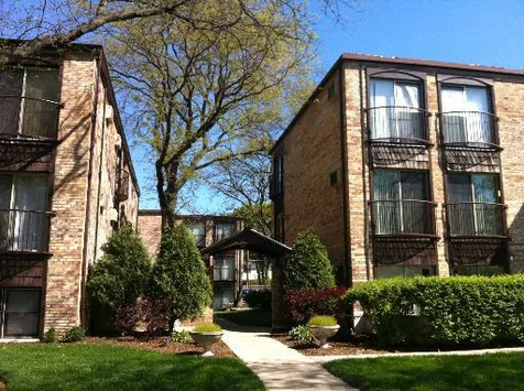 1930 Cherry Lane Northbrook IL 60062