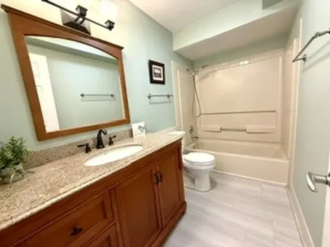 1930 Cherry Lane Northbrook IL 60062